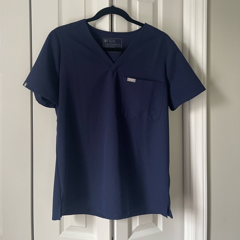 FIGS scrub top